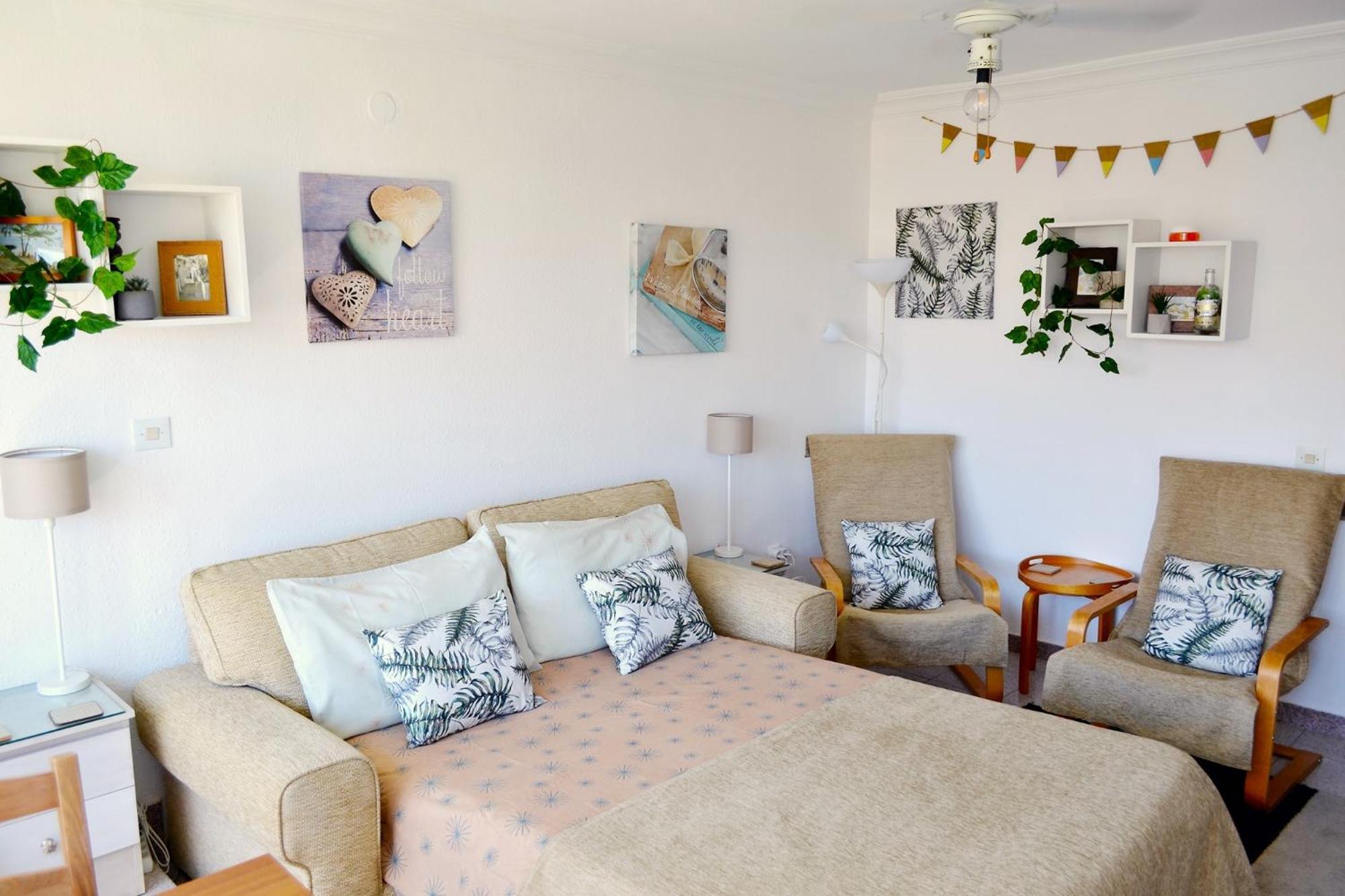 Spacious 1 Bedroom Apartment, Beach Front, Torrox Costa Exterior foto